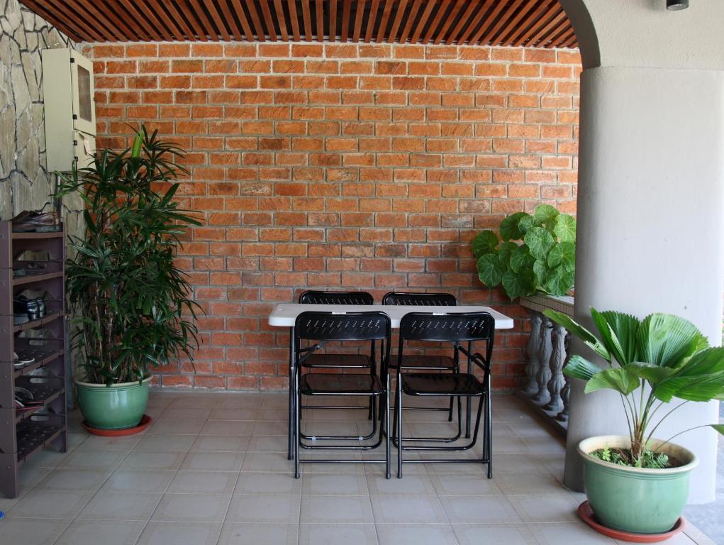 Morning Glory Guest House Kuching Exterior photo