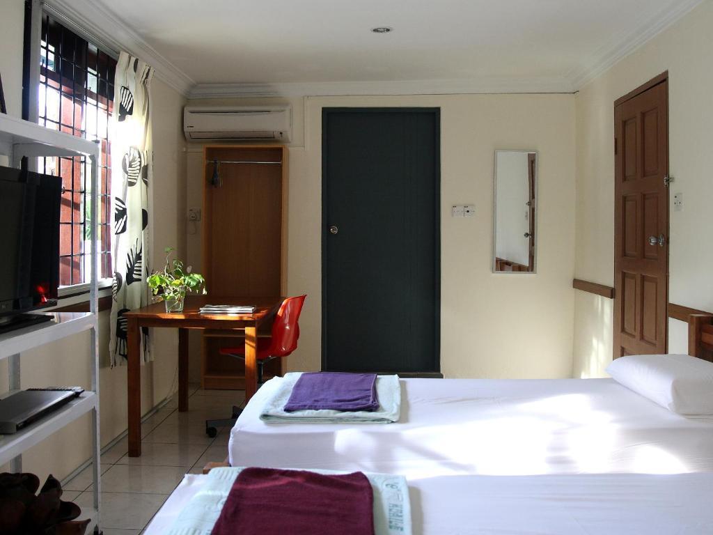 Morning Glory Guest House Kuching Room photo